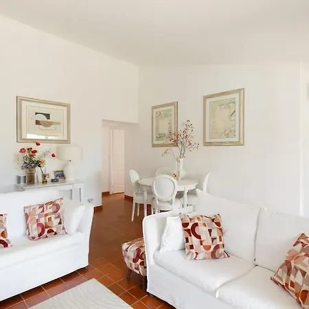 Belle Pour 6 Personnes Villa Théoule-sur-Mer